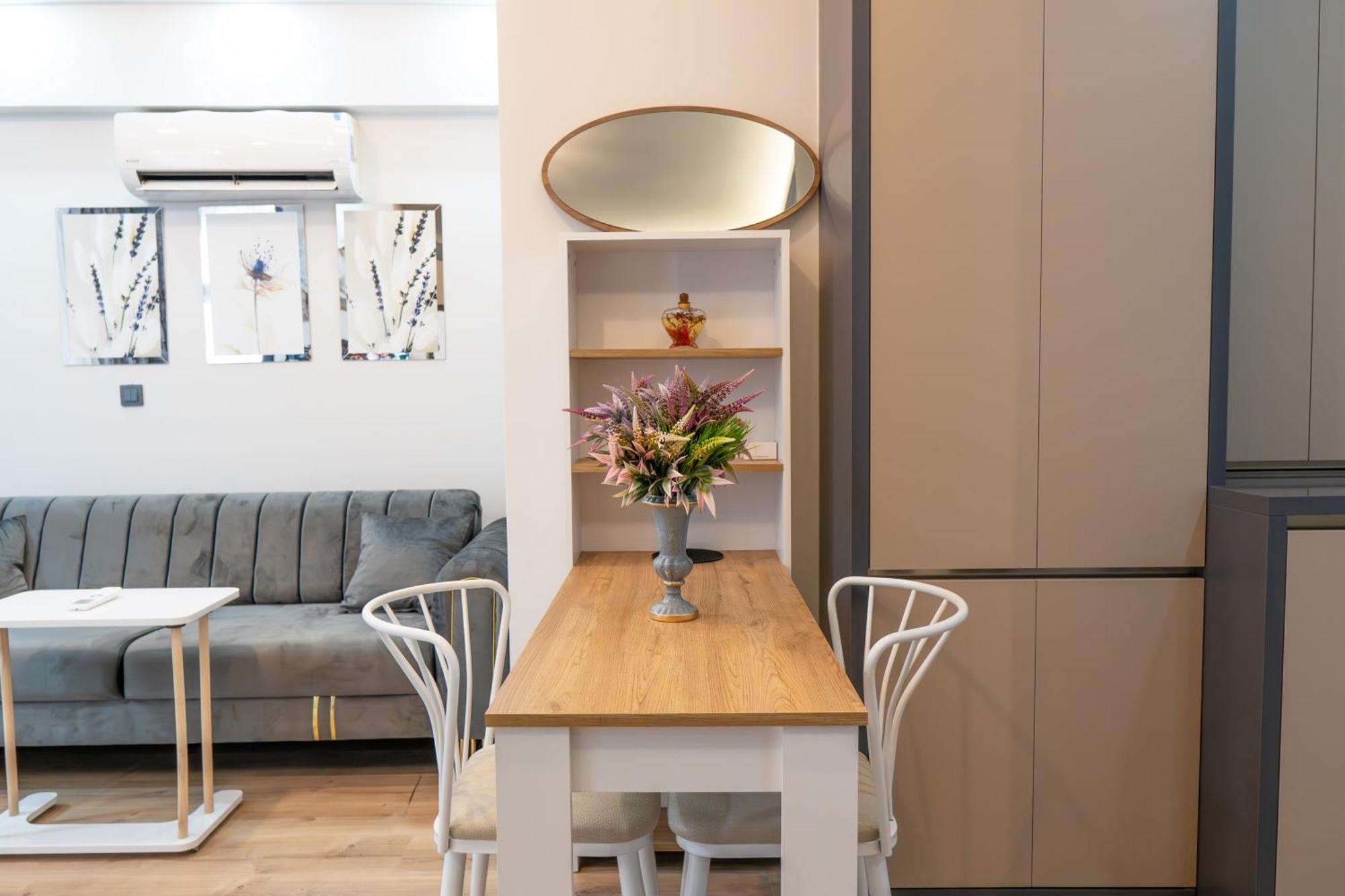 Wind Luxury 2 Lägenhet Aksu  Exteriör bild