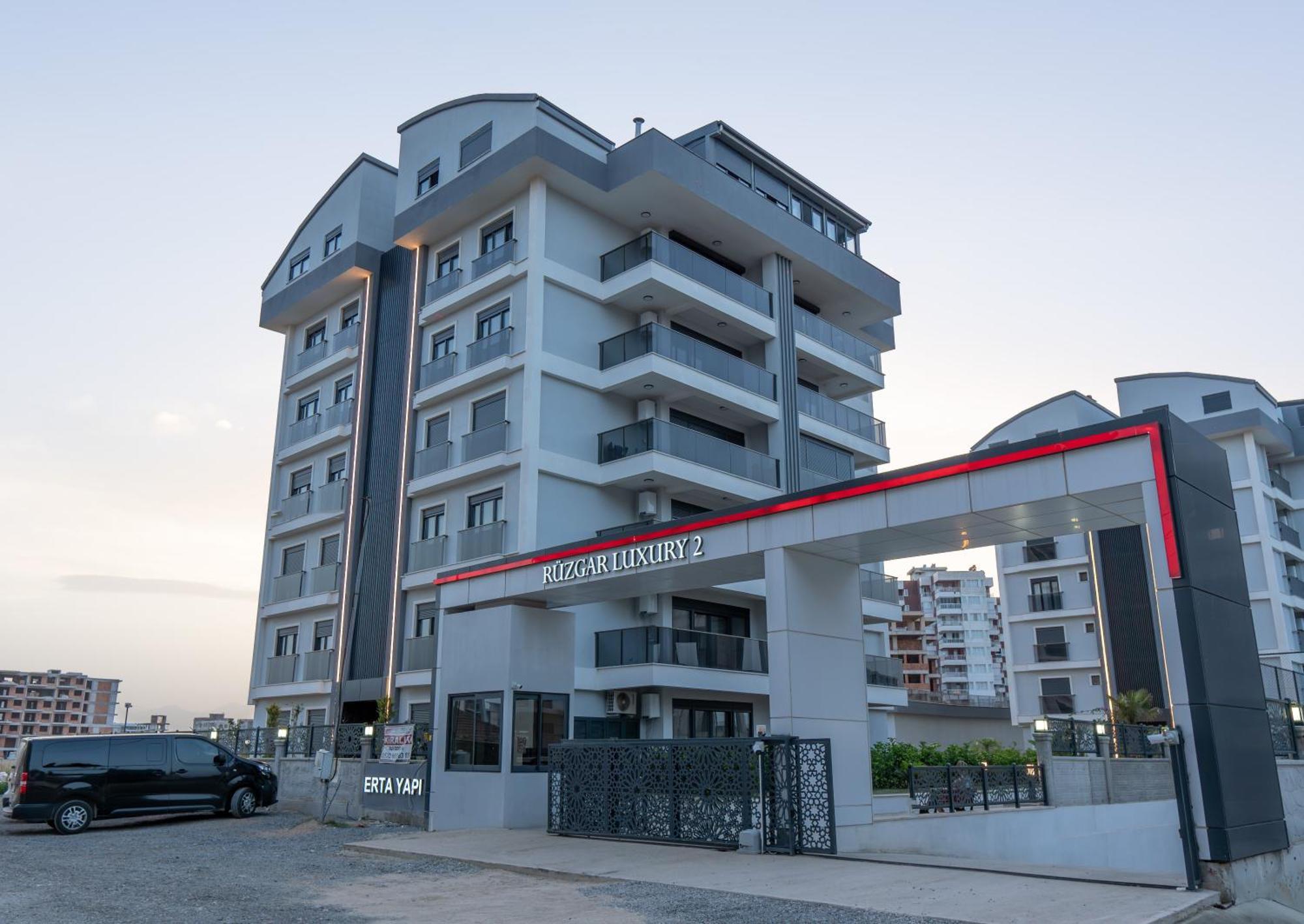 Wind Luxury 2 Lägenhet Aksu  Exteriör bild