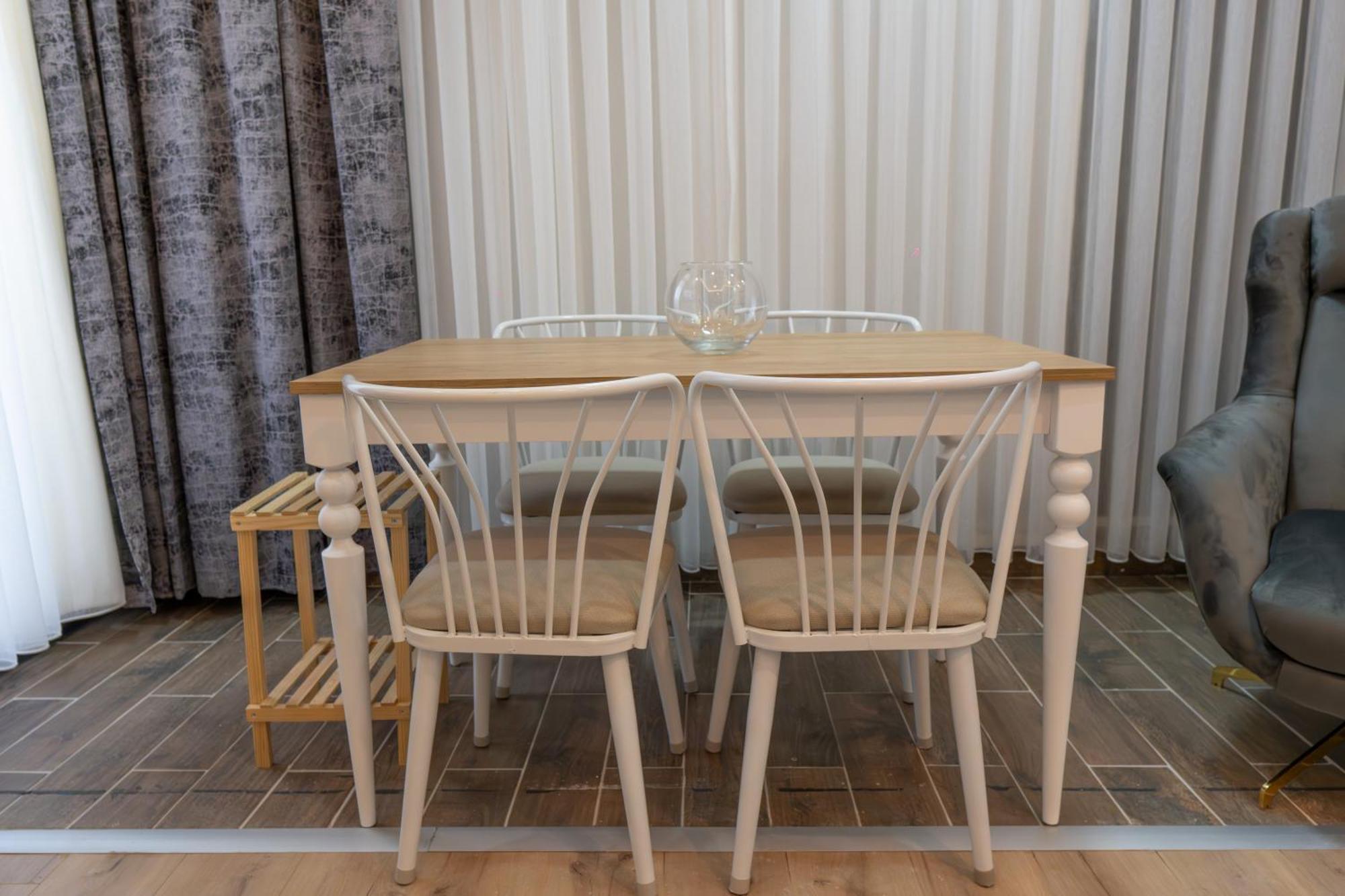 Wind Luxury 2 Lägenhet Aksu  Exteriör bild