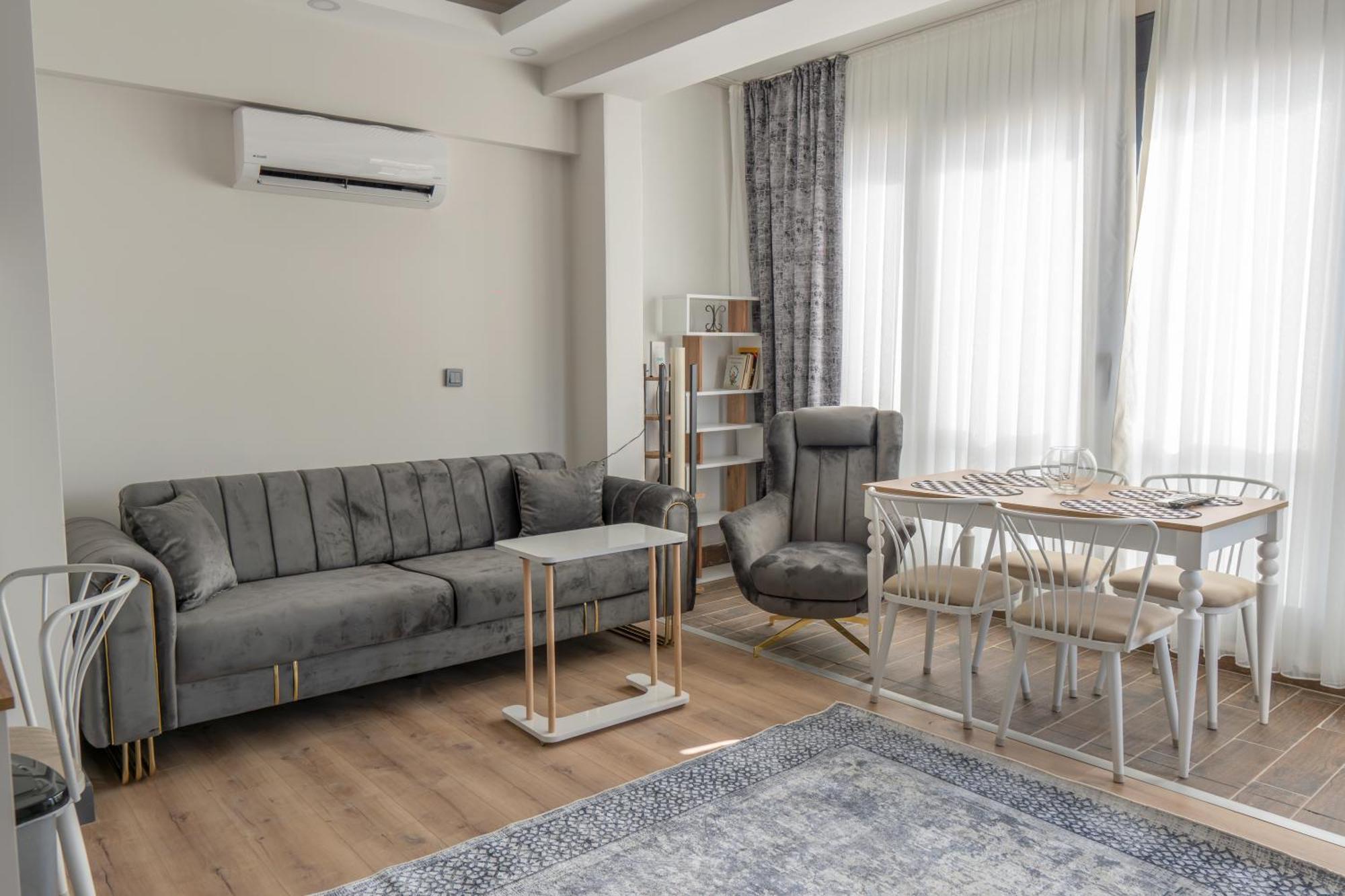 Wind Luxury 2 Lägenhet Aksu  Exteriör bild
